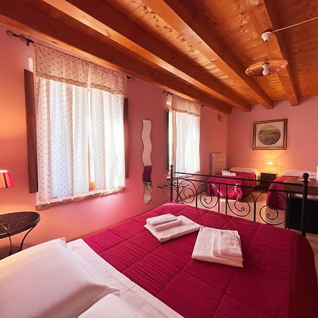 Agriturismo Corte Pellegrini San Martino Buon Albergo Bagian luar foto