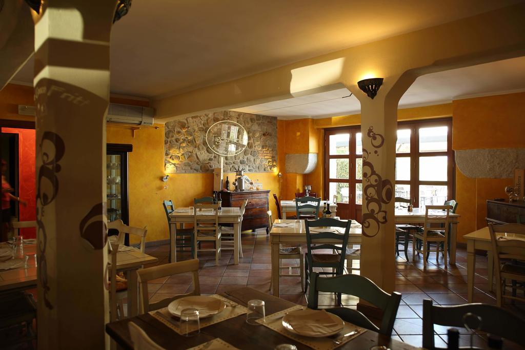 Agriturismo Corte Pellegrini San Martino Buon Albergo Bagian luar foto