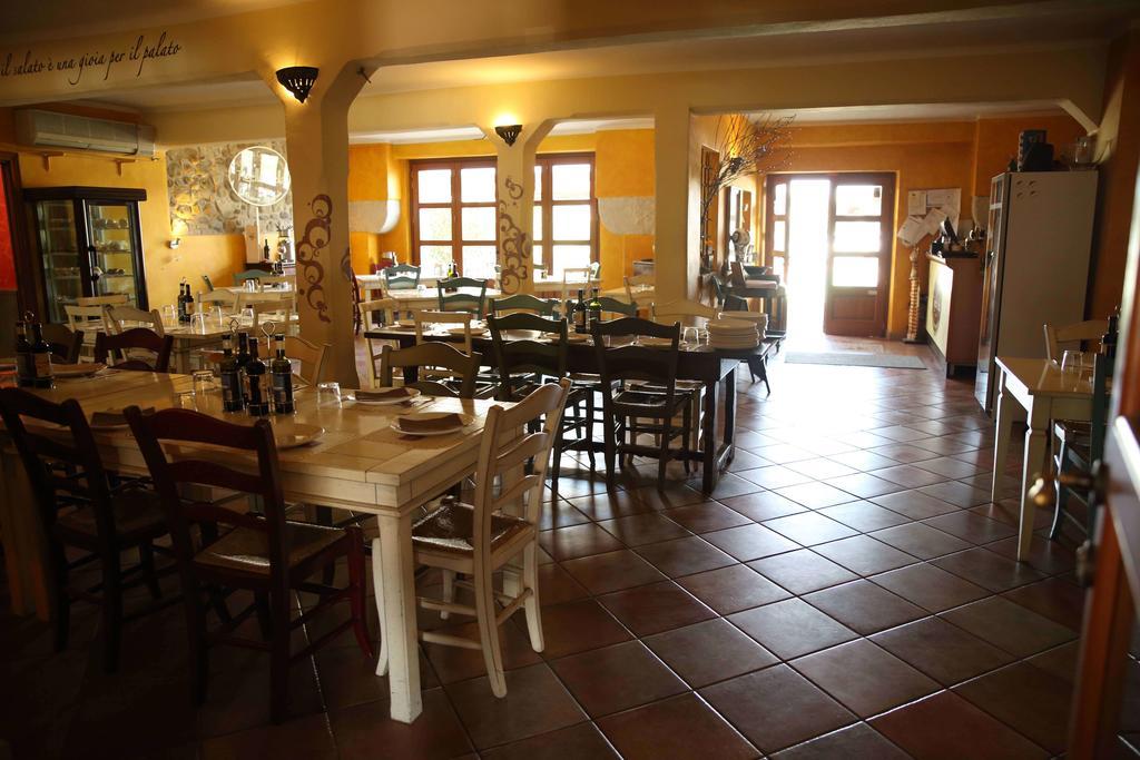 Agriturismo Corte Pellegrini San Martino Buon Albergo Bagian luar foto