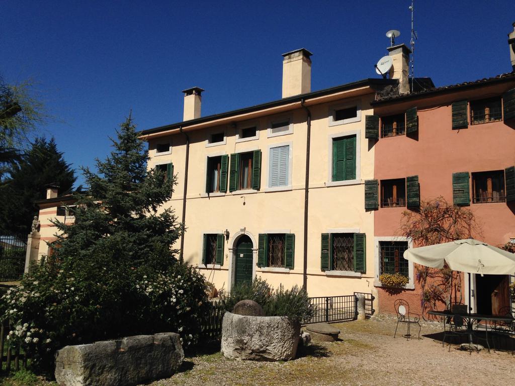 Agriturismo Corte Pellegrini San Martino Buon Albergo Bagian luar foto