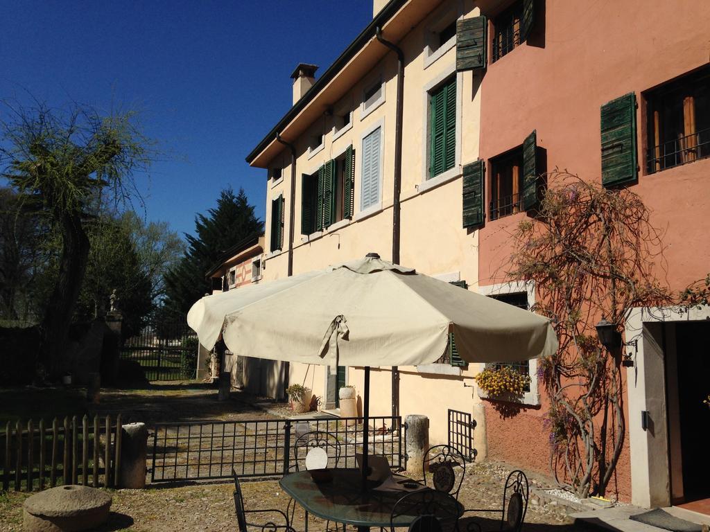 Agriturismo Corte Pellegrini San Martino Buon Albergo Bagian luar foto