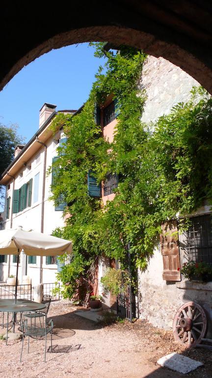 Agriturismo Corte Pellegrini San Martino Buon Albergo Bagian luar foto